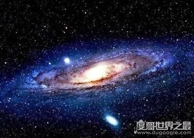宇宙中最大的星系是银河系吗(银河系与IC1101星系的对比)