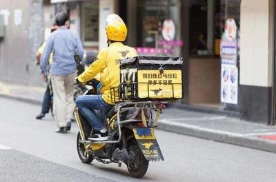 外卖小哥的收入是多少(外卖平台对骑手收入的影响)