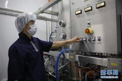 大漠新疆骆驼奶粉(骆驼奶的健康保健功效)