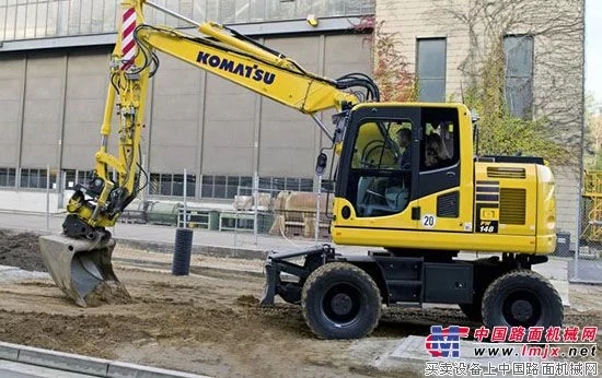 如何确保操作系统在信息系统安全等级五级标准下的安全性？